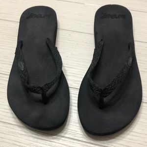 Reef flip flops
